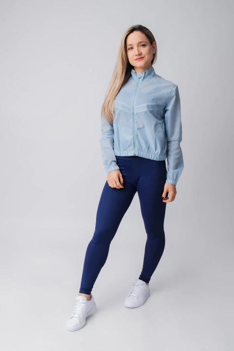 Jaqueta Feminina Corta Vento Azul Bebê - comprar online