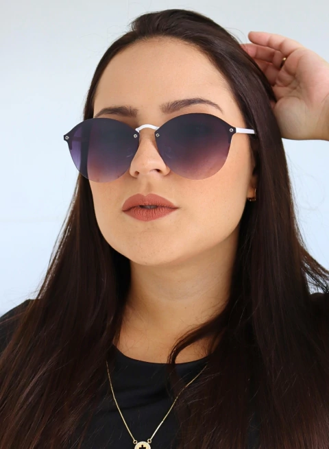 Óculos de Sol Barcelona Branco e Preto Degradê Feminino - comprar online