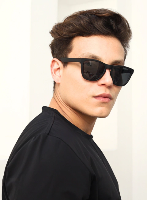 Óculos de Sol Sevilha Preto - comprar online