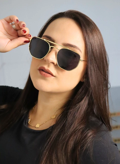 Óculos Hexagonal 3.0 Preto e Dourado - comprar online