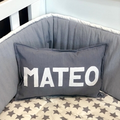 Almohadas con nombre - comprar online