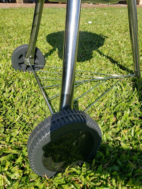 Imagen de PARRILLA A CARBON - Huevito