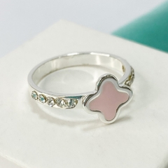 ANILLO VAAN CLEEF ESMALTADO ROSA Y CUBIC - A. BL - Agatha Chrys Joyeria