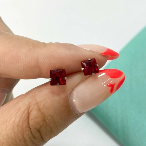 AROS PASANTES CUADRADO CUBIC ROJO 5mm - AC