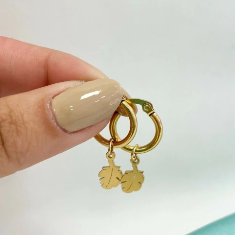 ARGOLLAS DIJE HOJA DENTADA - A.DR