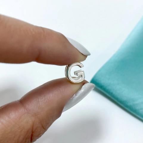 DIJE LETRA "G" PASANTE - PL