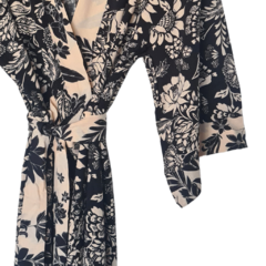 KIMONO BLACK FLOWERS - comprar online
