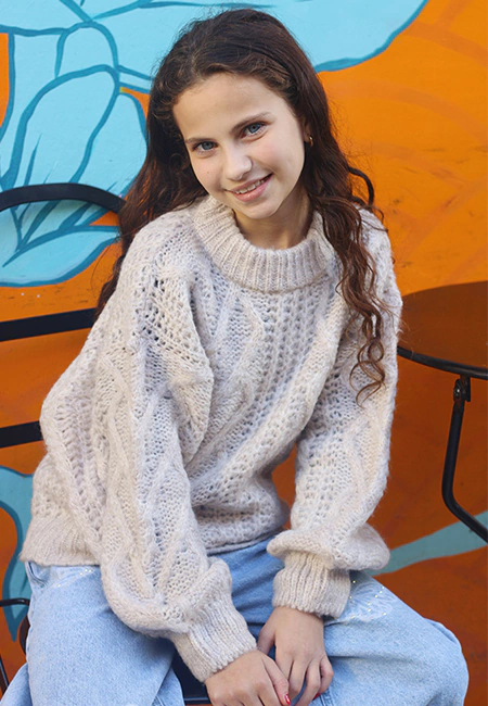<p><span style="font-size: 18px">CHICAS</span></p>