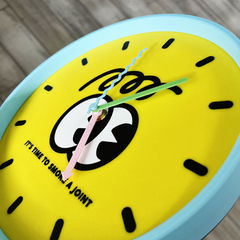 Reloj Ojitos en internet