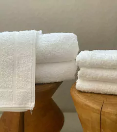 Pie de baño Hotelero Bouquet (640 gramos) - comprar online