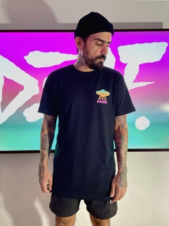 Camiseta "Die to Reborn" - comprar online