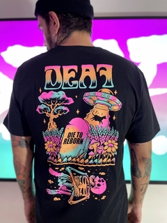 Camiseta "Die to Reborn"