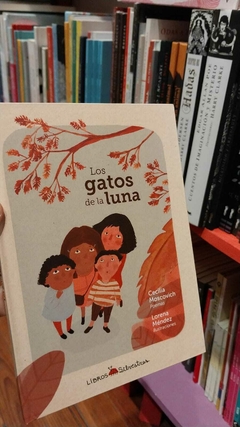 Los gatos de la luna