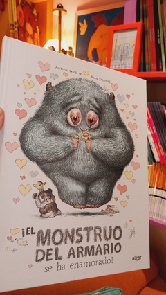 ¡El monstruo del armario se ha enamorado! - comprar online