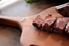 TÁBUA PARA CHURRASCO - Woood Bull GG - comprar online
