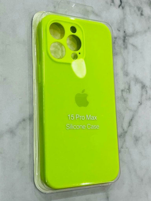 SILICONE CASE VERDE FLUOR IPH 15 PRO MAX