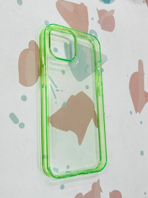 CASE REFORZADA VERDE IPH 15