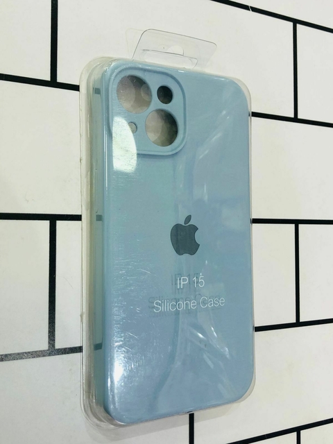 SILICONE CASE CELESTE IPH 15