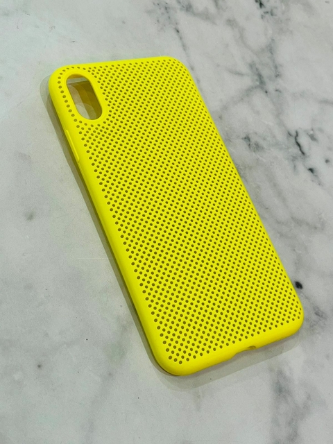 CASE POINTS YELLOW IPH XS MAX