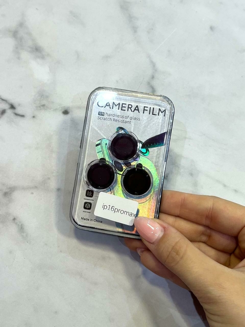 LENTE PARA CAMARA CON DETALLE NEGRO IPH 16 PRO MAX - comprar online
