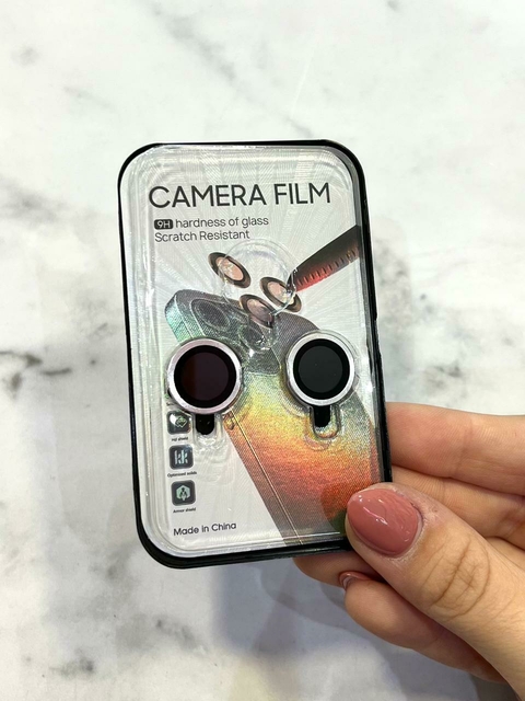 LENTE PARA CAMARA PLATEADO IPH 15/15 PLUS - comprar online