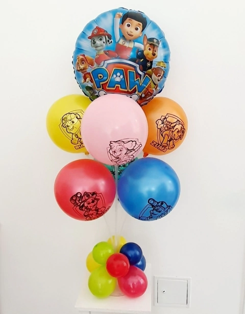 Centro de mesa personajes con base acrilica