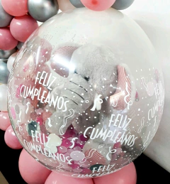Peluche dentro de globo en internet