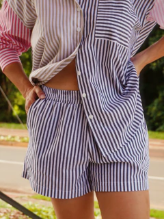 shorts brenda preto - paisley