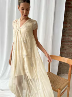Vestido Dior en internet