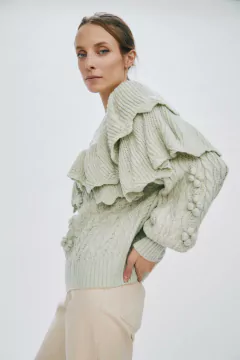 Sweater Zahara en internet