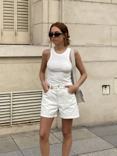Short Magda - Divinuras