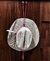 1607-9 - Suporte Para Chapéu Artesanal Cordinha/Vermelho