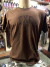 1646 - 137 - Camisa Malha Masc TXC MARRON ESCURO LOGO FALHADA
