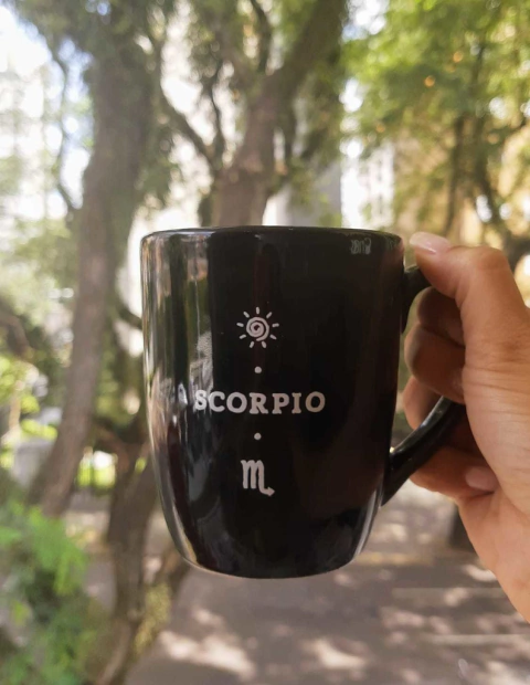 Caneca - Signos Preta - Escorpião