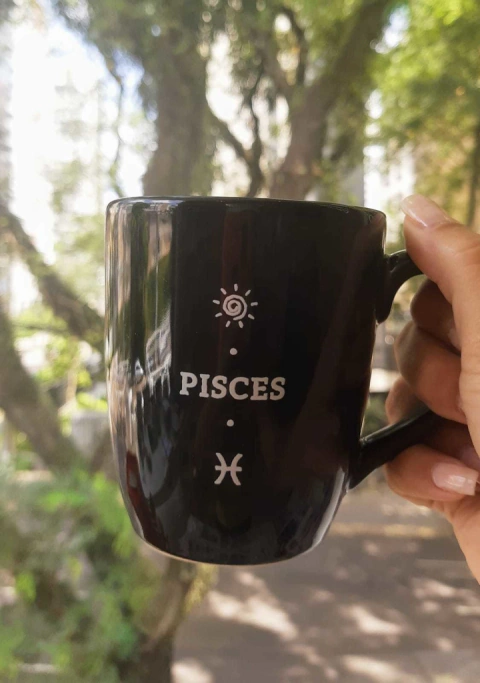 Caneca - Signos Preta - Peixes