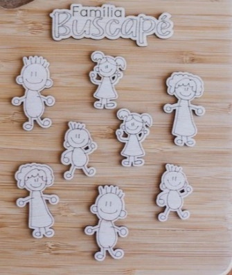 Aplique Madeirinha - Família - Família Buscapé - Estação do Scrap - 1787