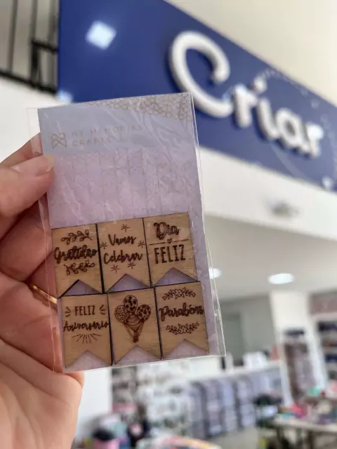 Bandeirolas - Meu Dia Feliz - Aniversário 6 Anos da Criar - MDF13