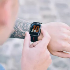 ID205 con GPS + Auriculares bluetooth XY30