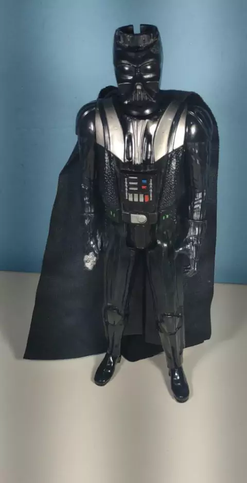 Boneco hasdro Darth Vader 30cm