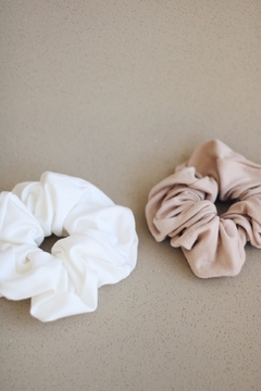 Scrunchies MODAL variadas - Set X2