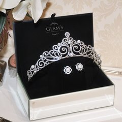 coroa de perola e zirconia