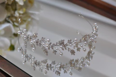 Imagem do Tiara Folhas de Zircônias com Pérolas