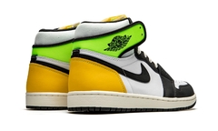 Jordan 1 High Volt en internet