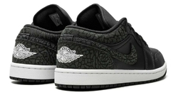 Jordan 1 Low Black Elephant en internet