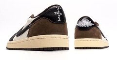 Imagen de Jordan 1 Low Travis Scott Dark Mocha