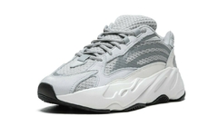 Yeezy Boost 700 Static en internet