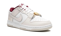 Dunk Low Just Do It Phantom en internet