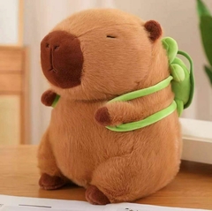 PELUCHE CAPYBARA - con mochila 35cm - comprar online