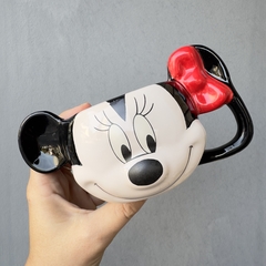 TAZA PREMIUM - Minnie cara en internet