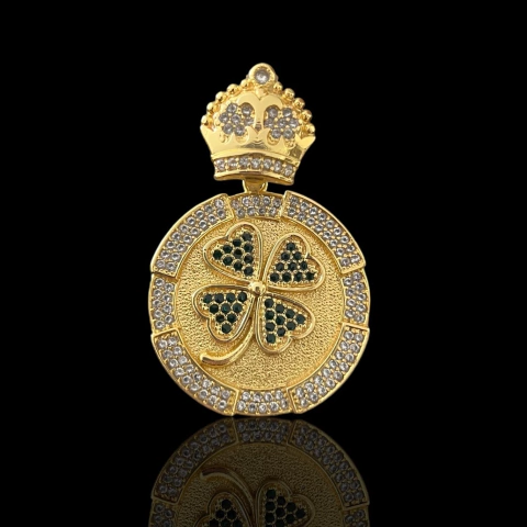 PINGENTE TREVO CRAVEJADO - 4CM